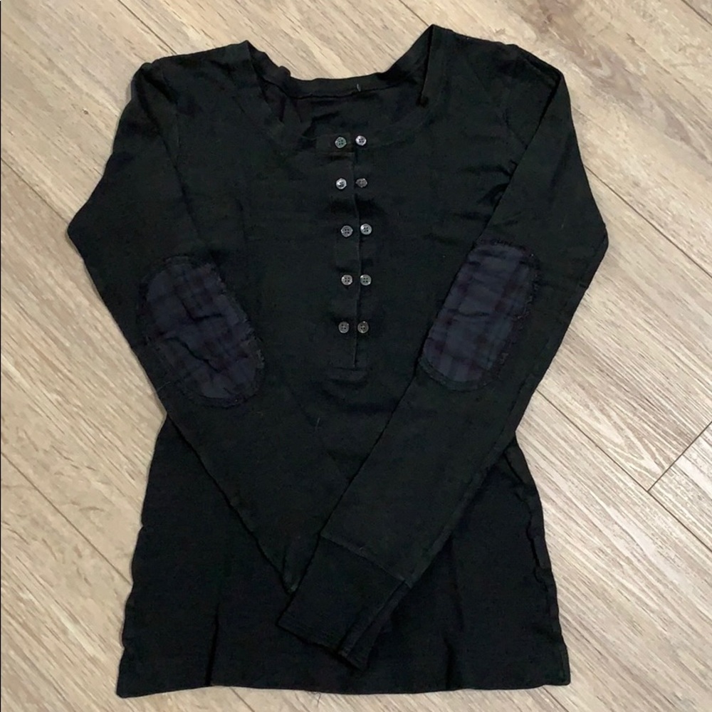 long sleeve t-shirt